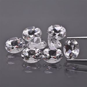 Piatră ovală, con - Topaz Alb 8x6 MM