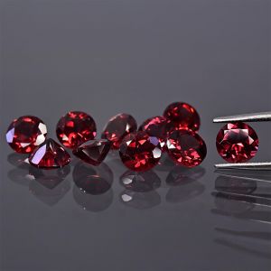 Piatră rotundă, tăietură conică - Granat 2 MM